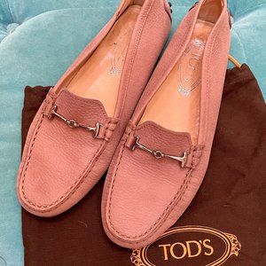 Tod's Leather Loafers with Silver link detail